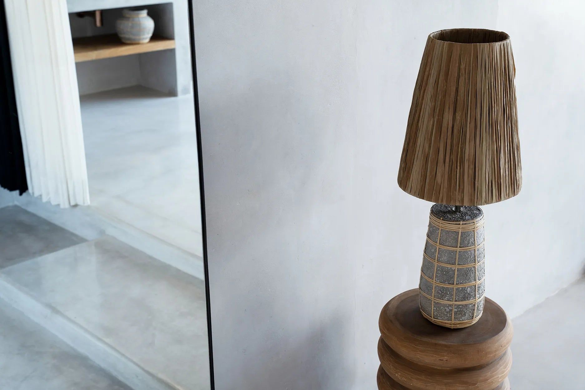 Bazarbizar- The Naxos Table Lamp - Concrete Natural