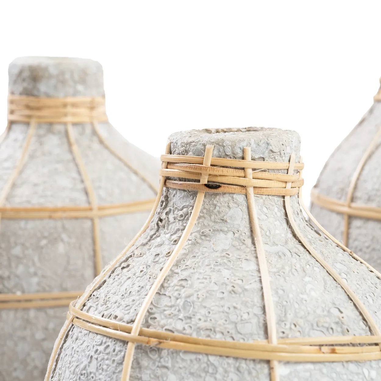 Bazarbizar-The Whoopy Vase - Concrete Natural - L