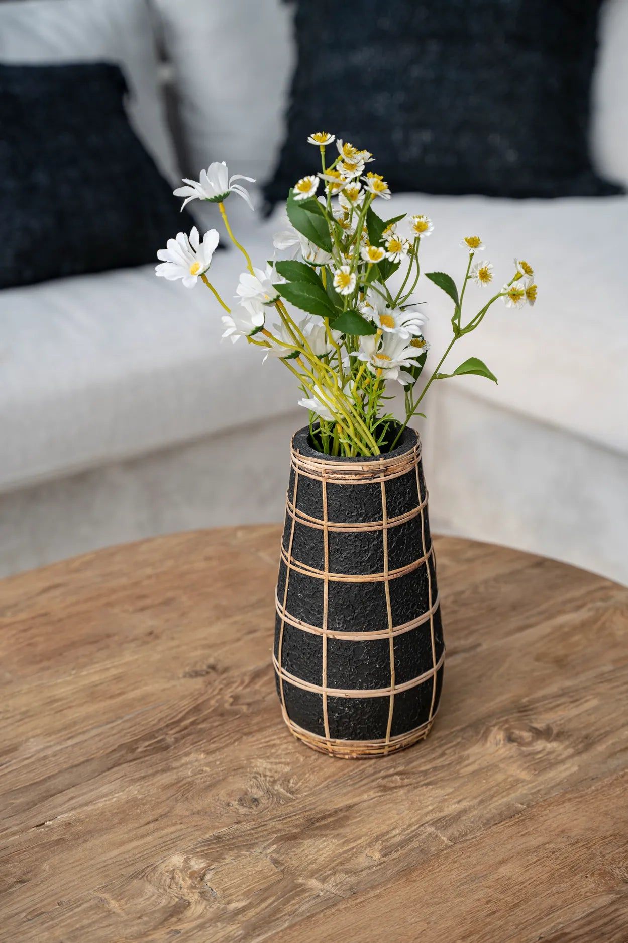 Bazarbizar- The Cutie Vase - Black Natural - L