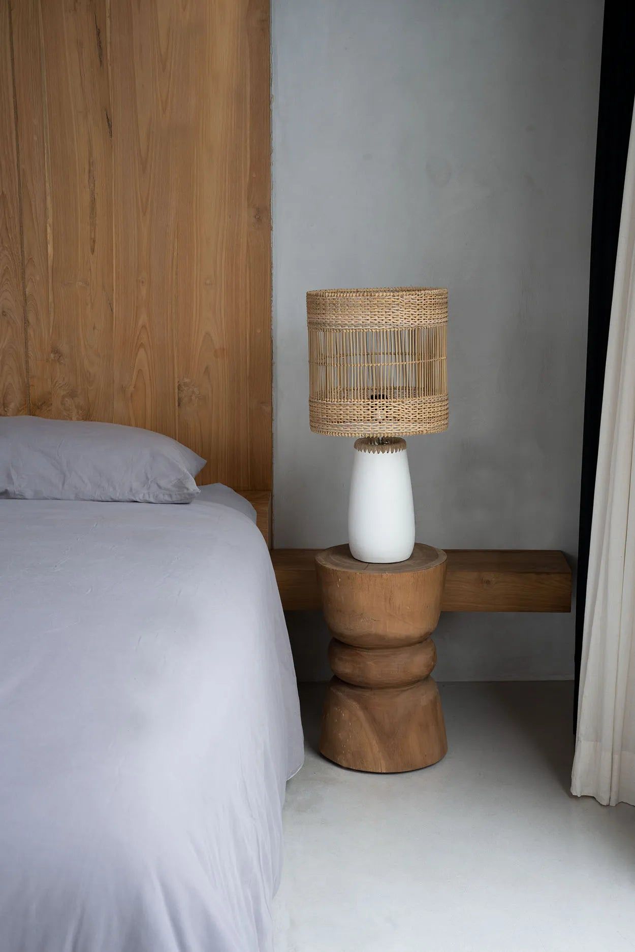 Bazarbizar-The Kiska Table Lamp - White Natural