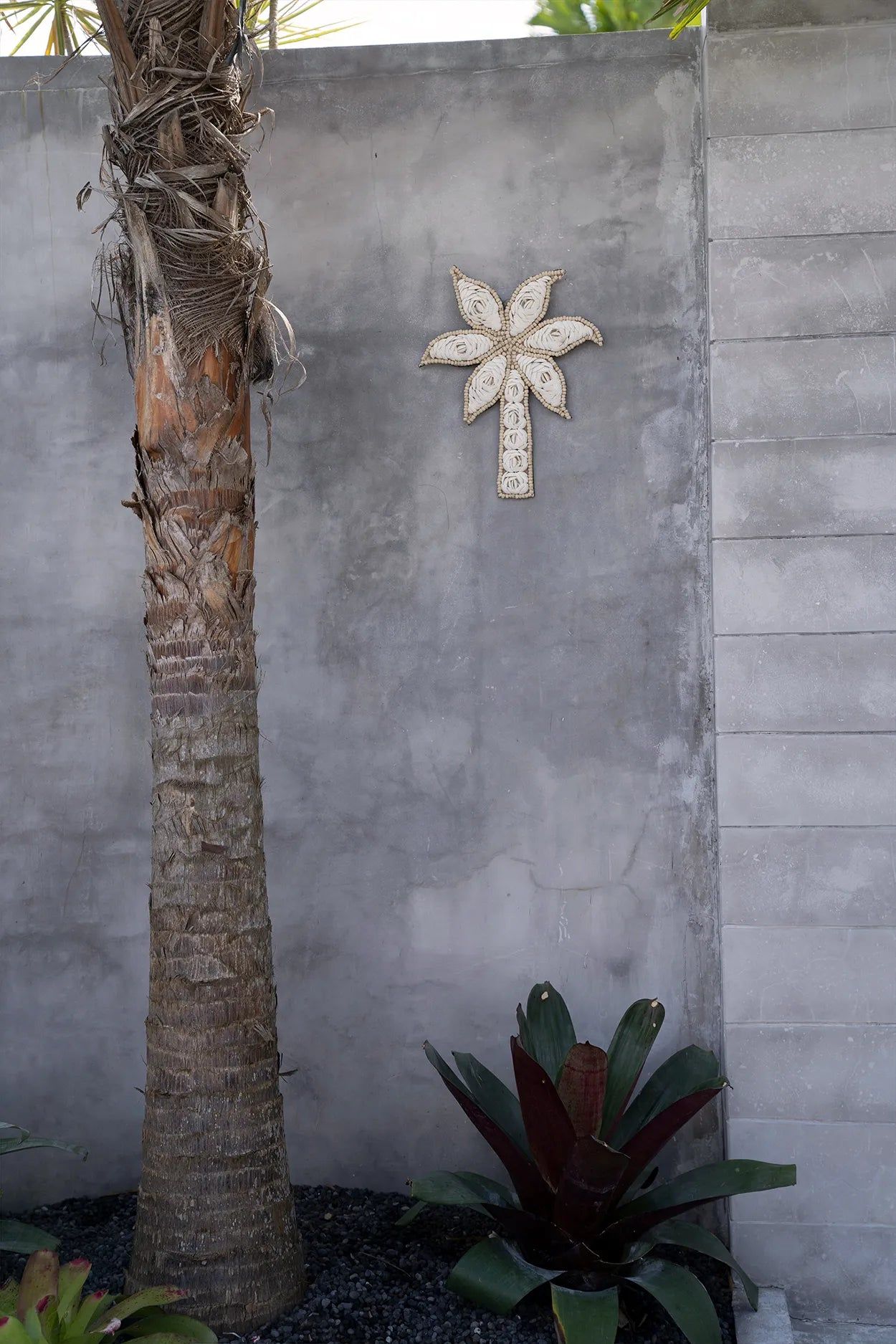 Bazarbizar- The Shell Palm Tree - White