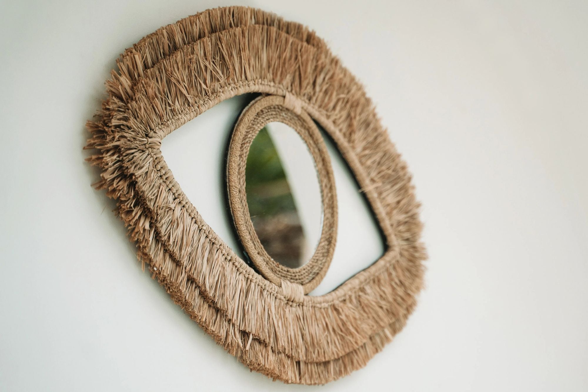 Bazarbizar-The Raffia Eye Mirror - Natural - M