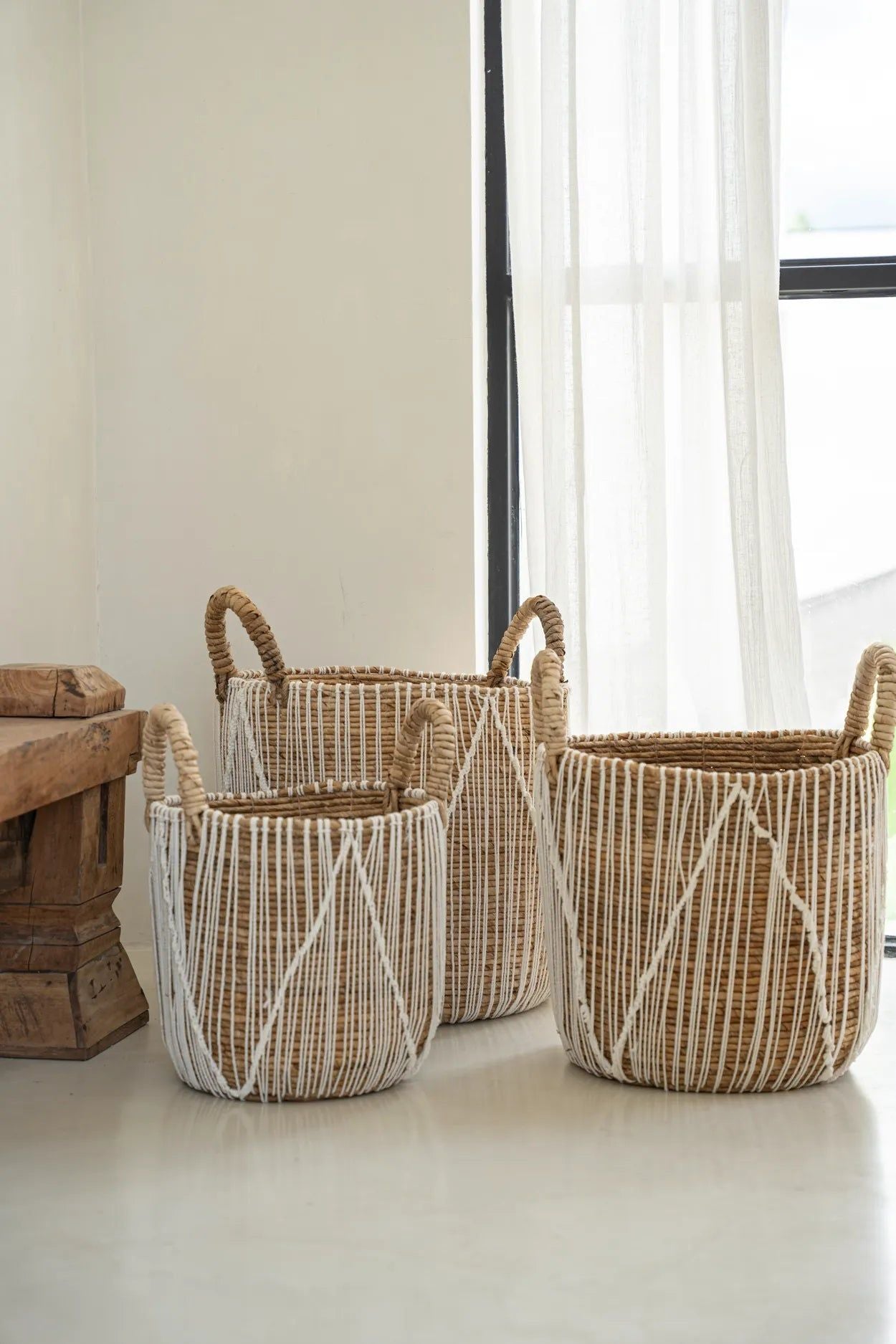 Bazarbizar-The Straight Stitched Macrame Basket - Natural White - S