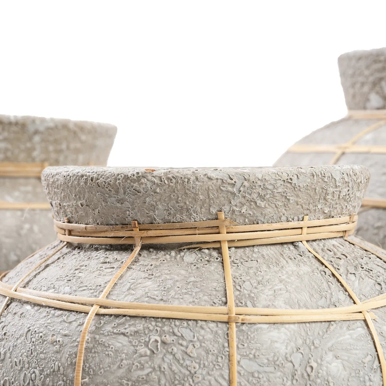 Bazarbizar-The Belly Vase - Concrete Natural - M