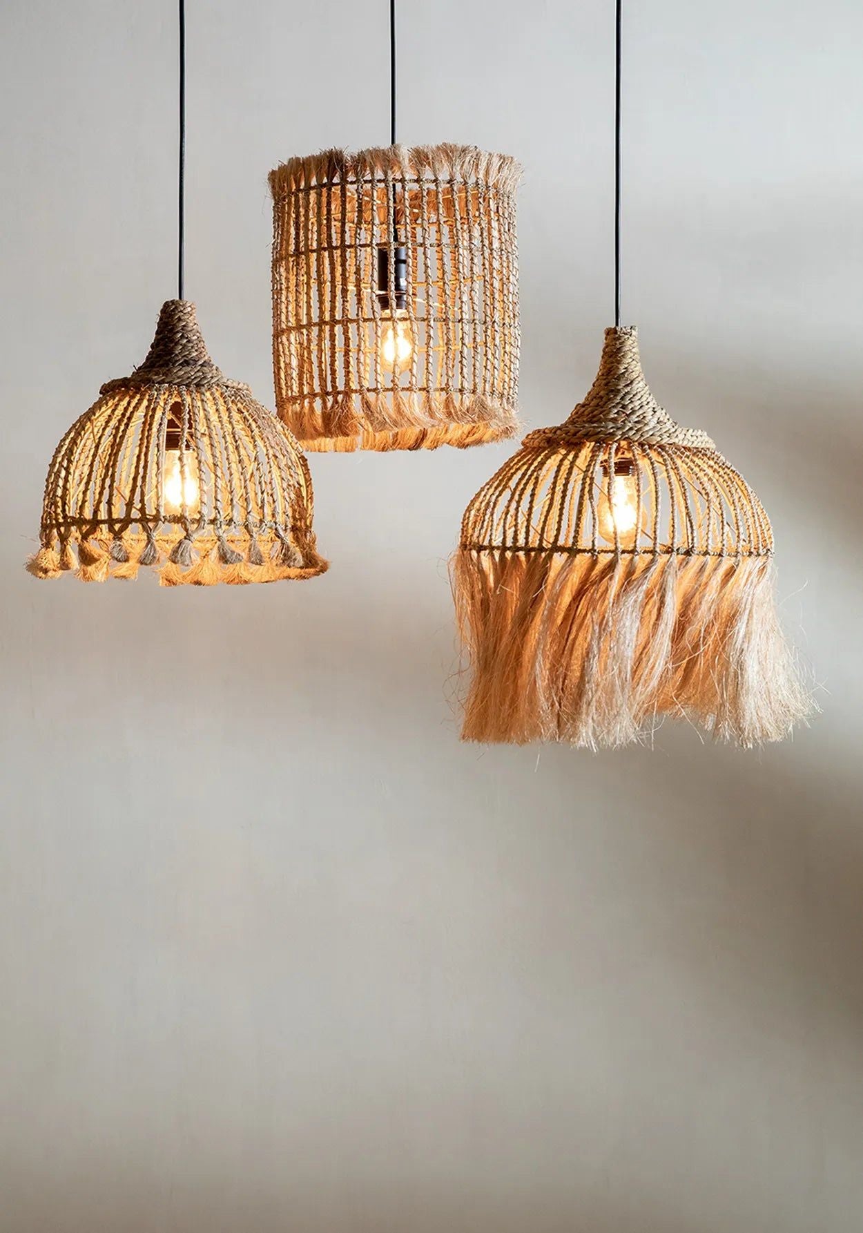 Bazarbizar- The Abaca Tassel Pendant - Natural - S