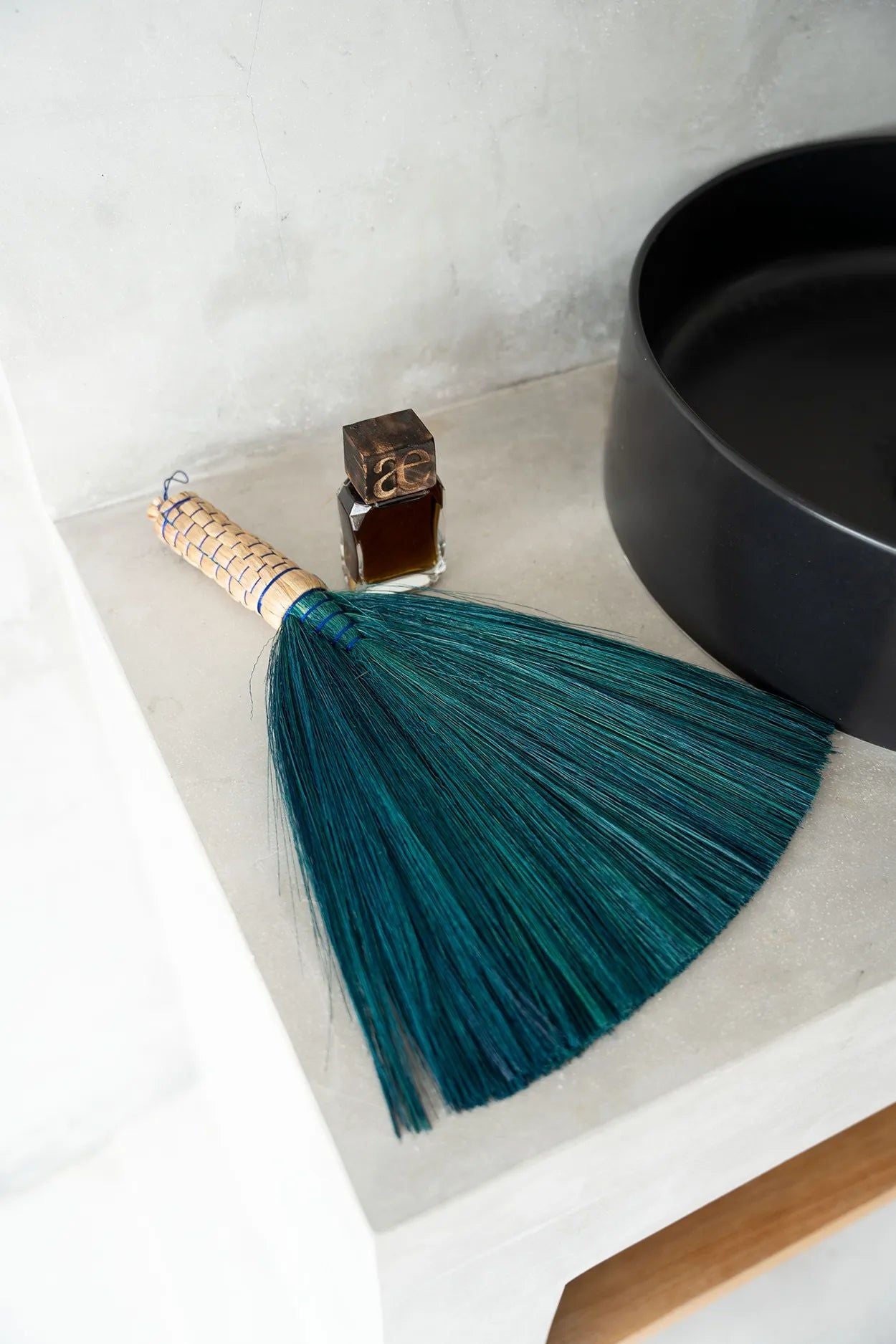 Bazarbizar-The Sweeping Brush - Turquoise