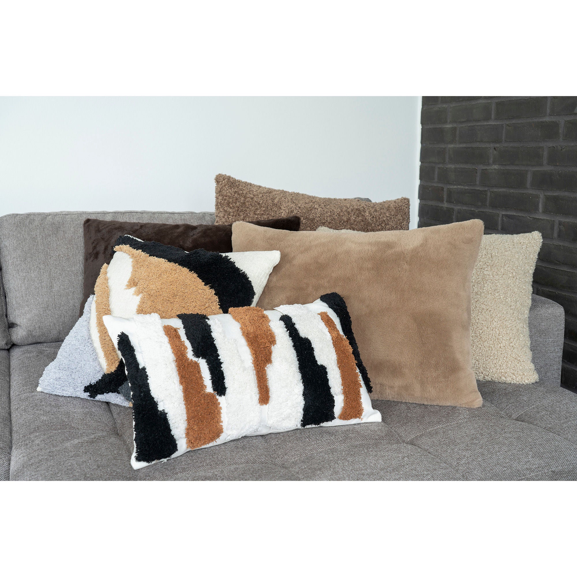 Evora Cushion