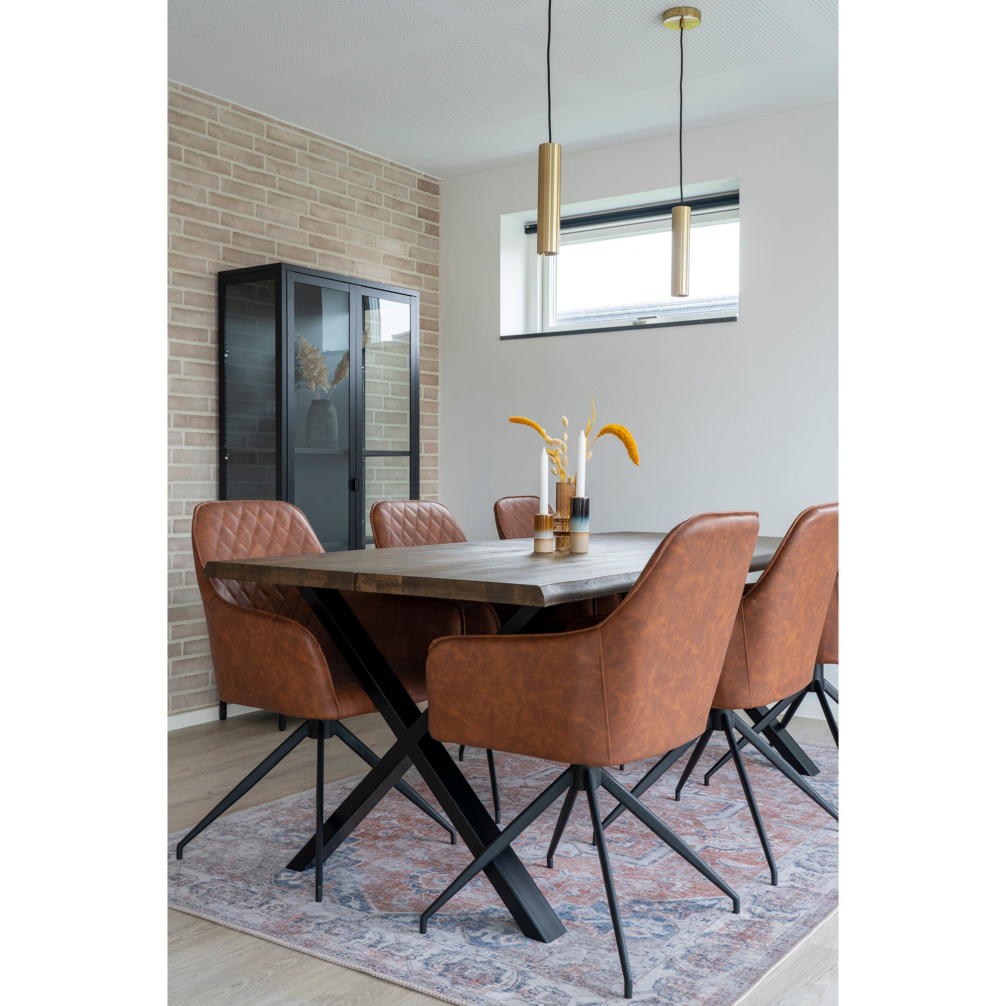 Harbo Dining Chair with Swivel