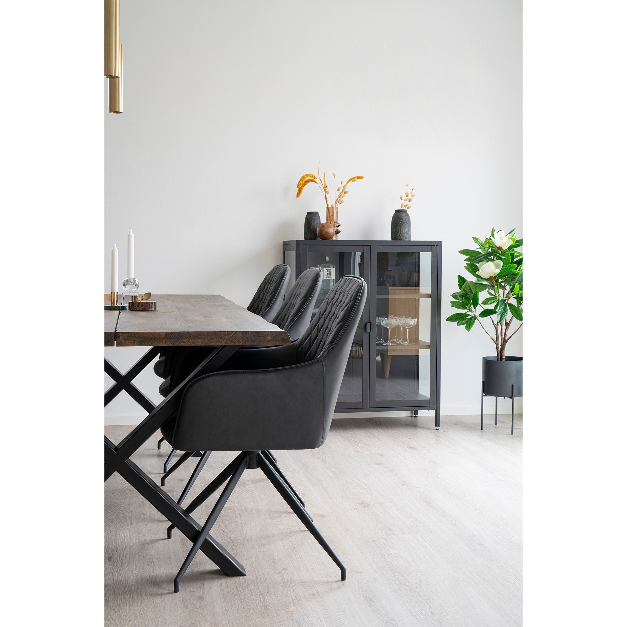 Harbo Dining Chair with Swivel