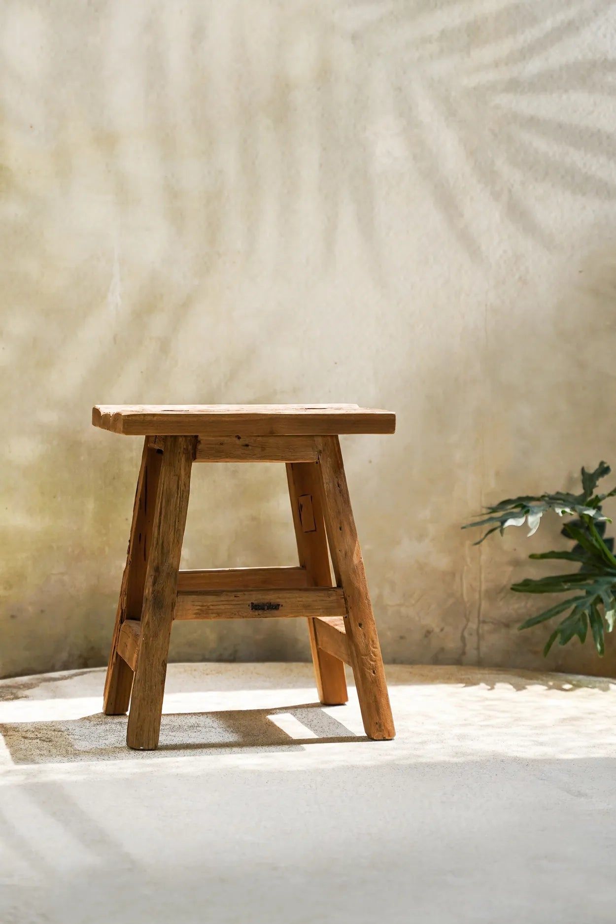 Bazarbizar-The Yoke Stool - Natural - L