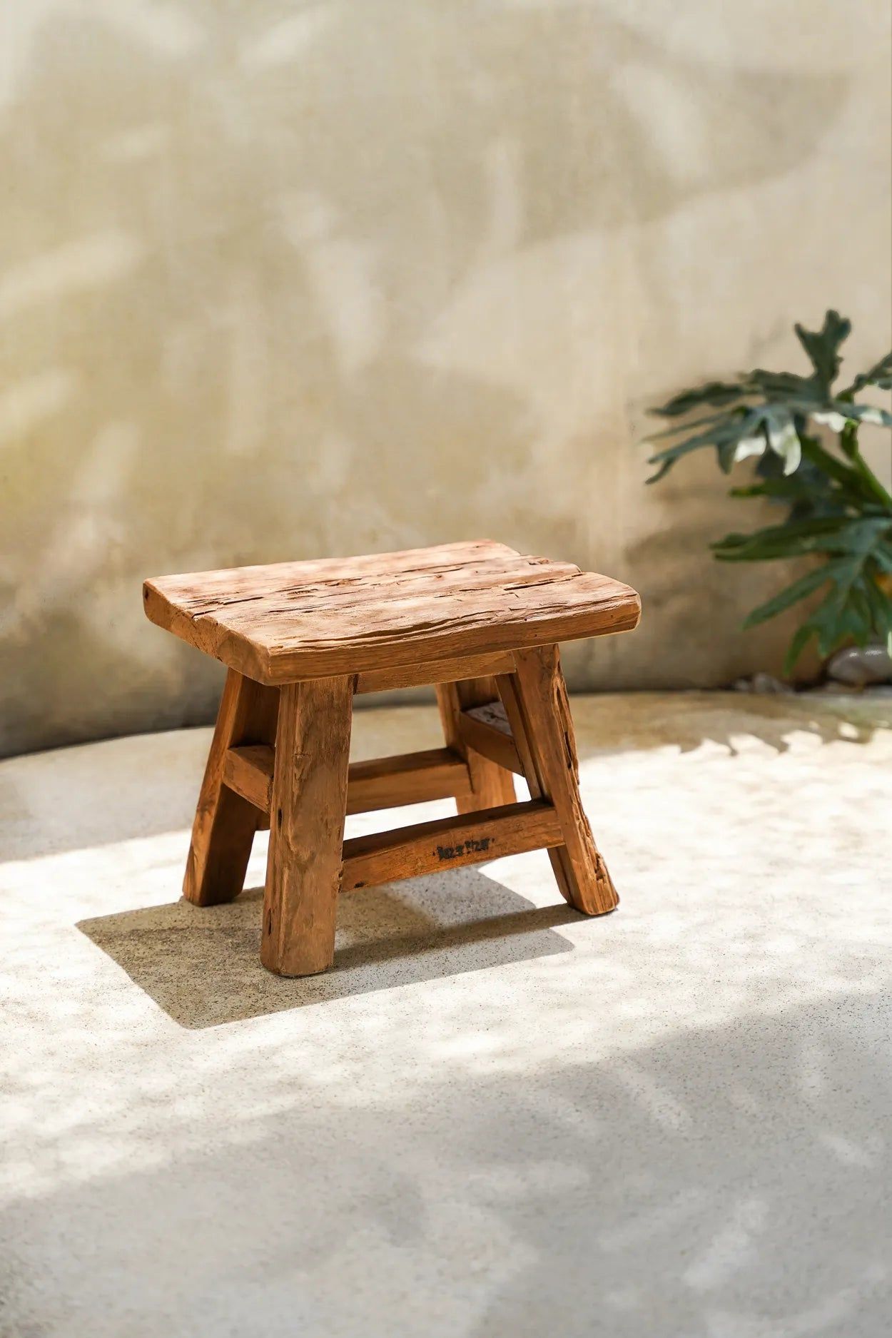 Bazarbizar-The Yoke Stool - Natural - S