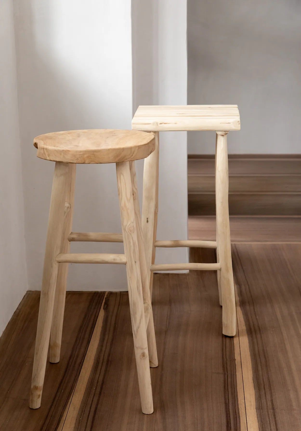 Bazarbizar- The Island Bar Stool - Natural