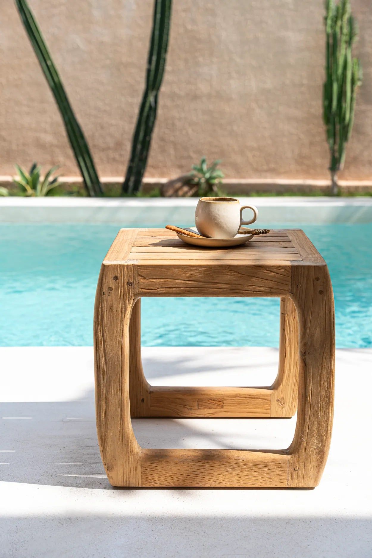 Bazarbizar-The Symi Stool - Outdoor