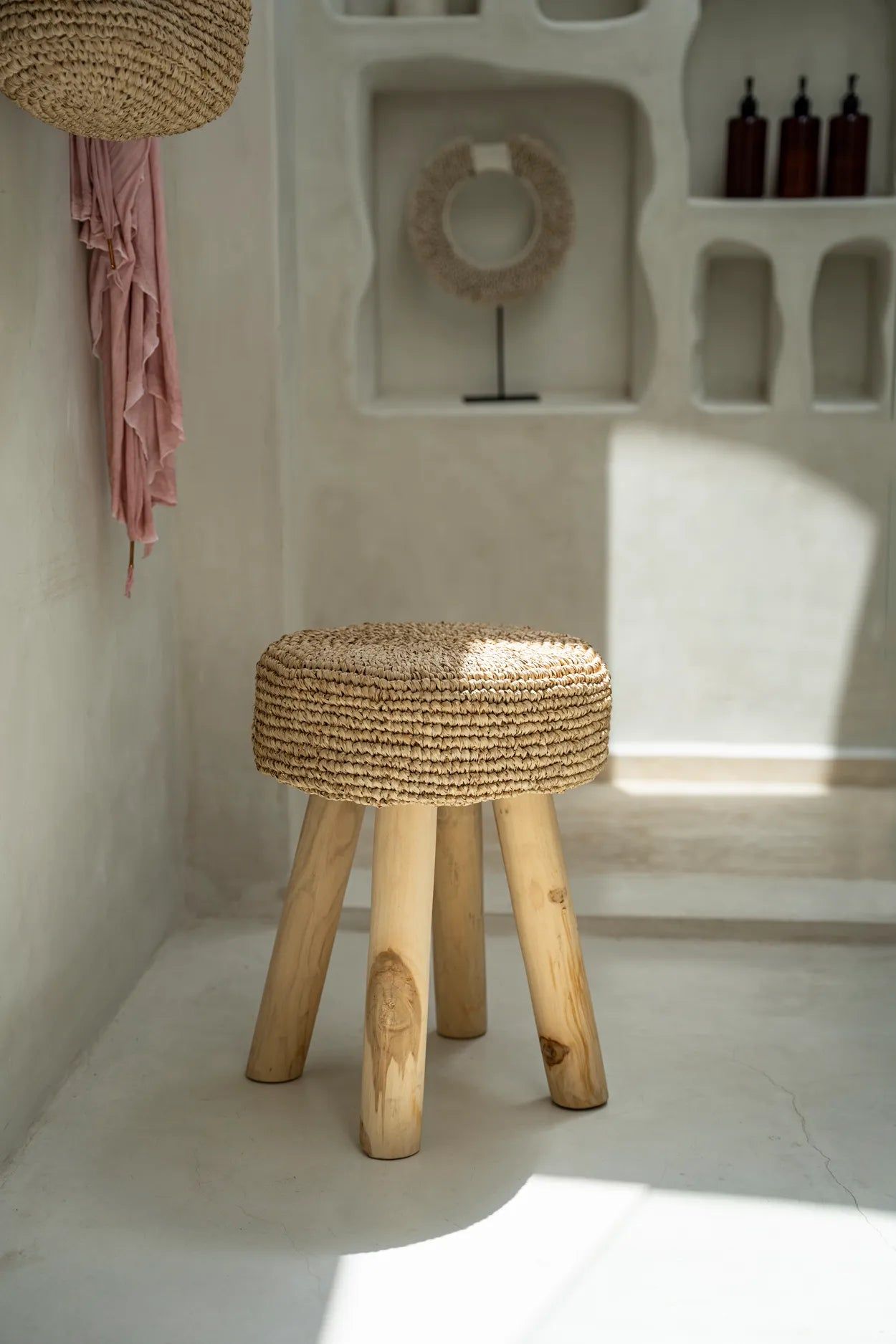 Bazarbizar-The Raffia Stool - Natural