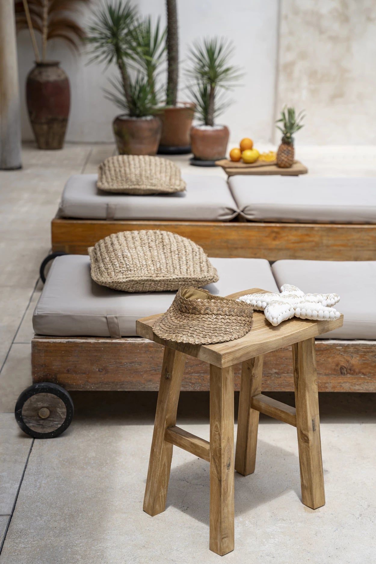 Bazarbizar-The Silla Stool - Natural