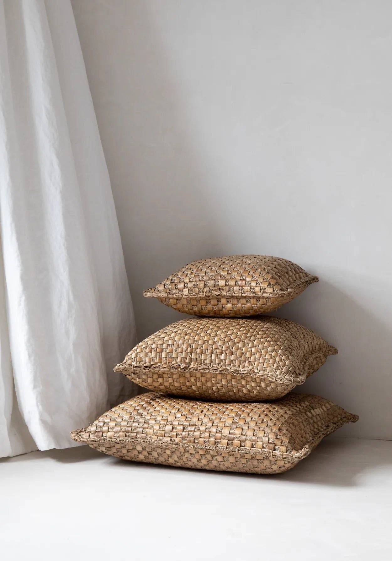 Bazarbizar-The Hyacinth Cushion - 60x60